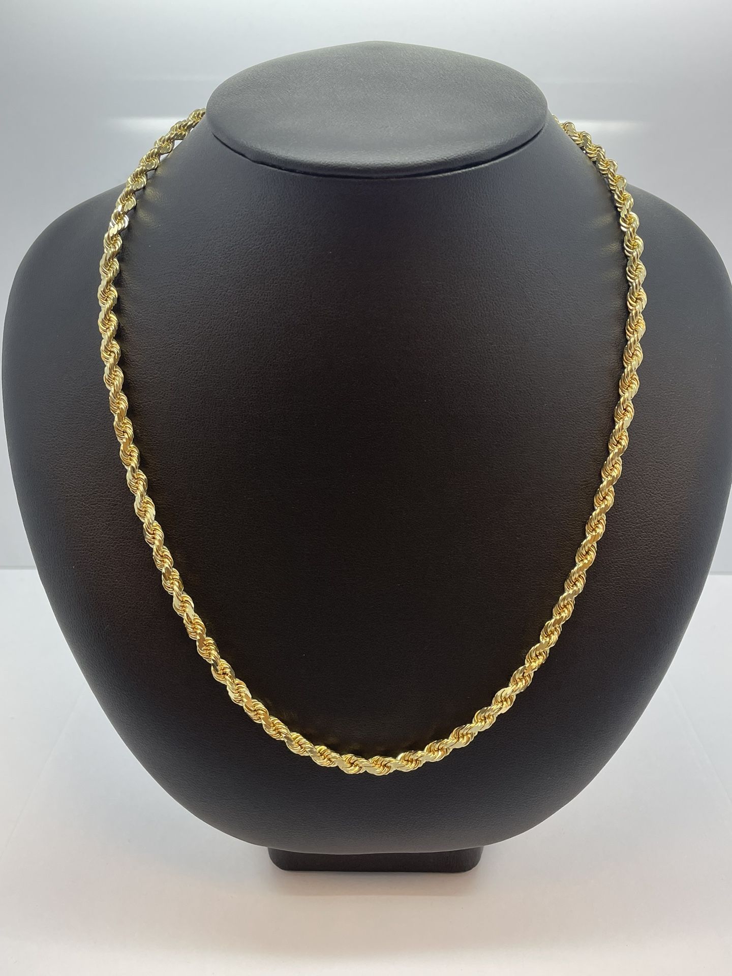 10K Gold Rope Chain. New