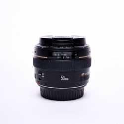 Canon EF 50mm f/1.4 USM