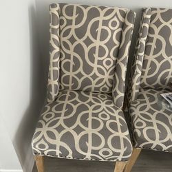 6 Dining Chairs Great Condition 