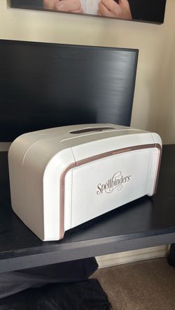 PLATINUM Spellbinders Die Cutting Machine plus on die cut alphabet plate included