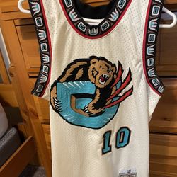 Men’s Sports Jersey 