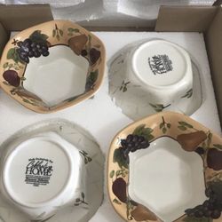 Home Interiors Sonoma Villa Bowls Set of 4