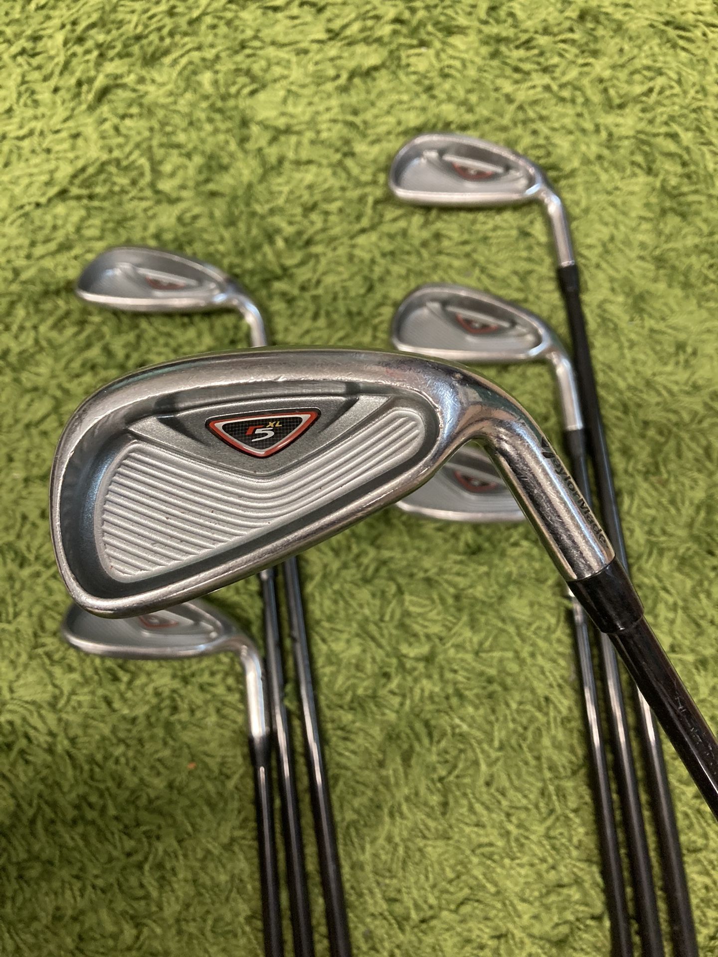 TaylorMade R5 Iron Set