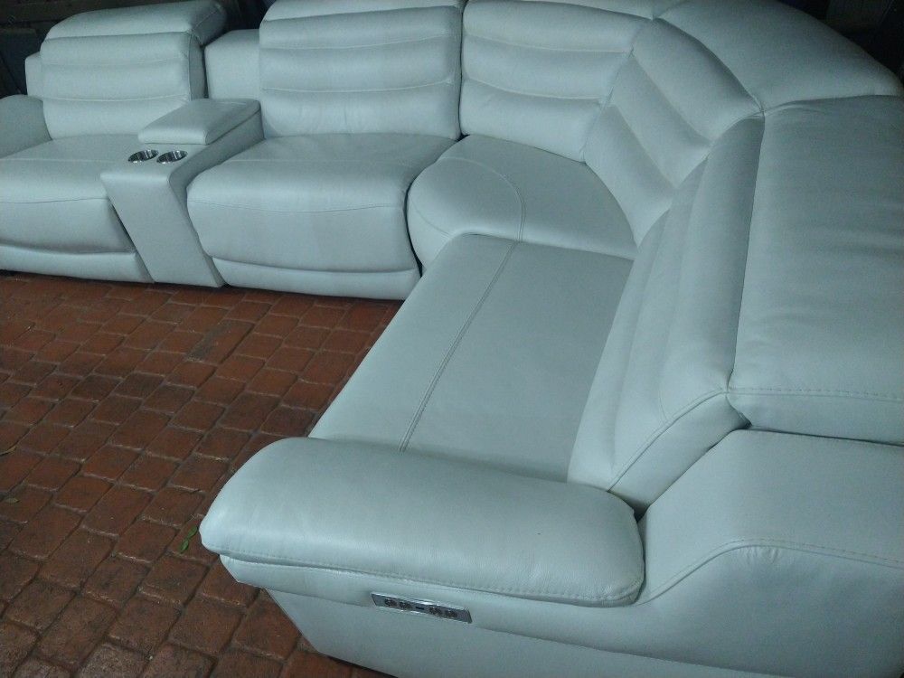 SECTIONAL GENUINE LEATHER RECLINER ELECTRIC WHITE COLOR.. DELIVERY SERVICE AVAILABLE β
π₯π