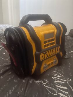 DEWALT power bank 500wt