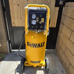 Dewalt 15g Portable Electric Air Compressor 