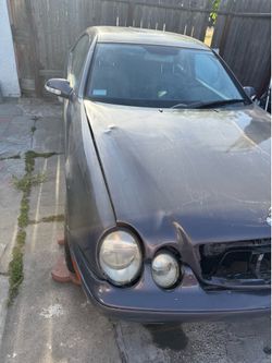 2001 Mercedes-Benz CLK-Class