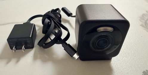 New Wyze Cam v4 ( out of box)