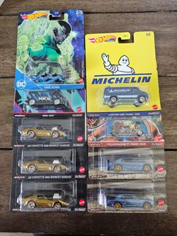 Hot Wheels Premium > Pop Culture