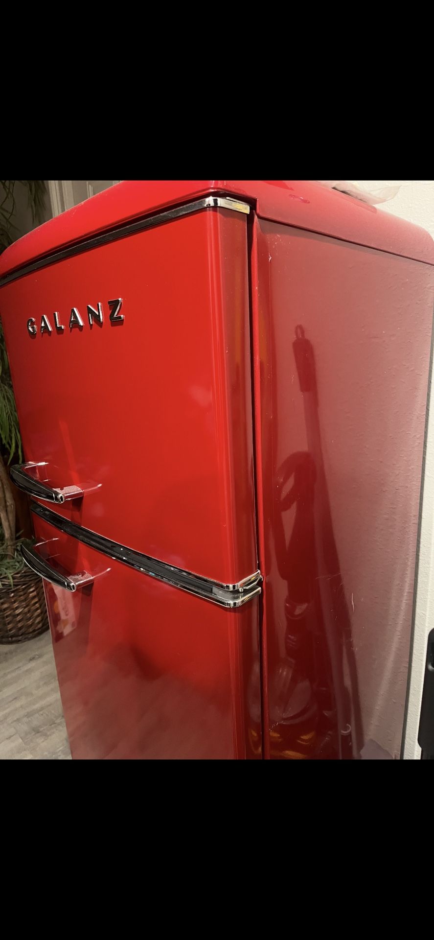 GALANZ - Mini Fridge