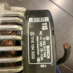 Mercedes Benz Alternater