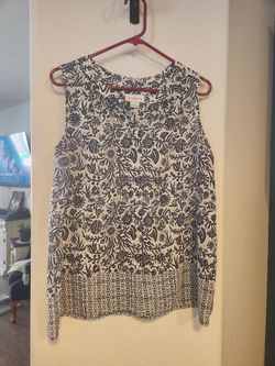 Liz Claiborne Navy & White Floral Sleeveless Blouse Size M