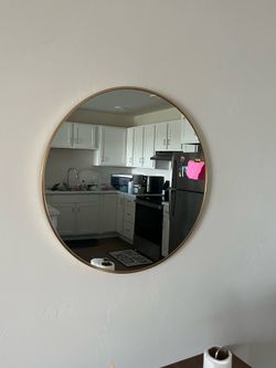 Gold mirror