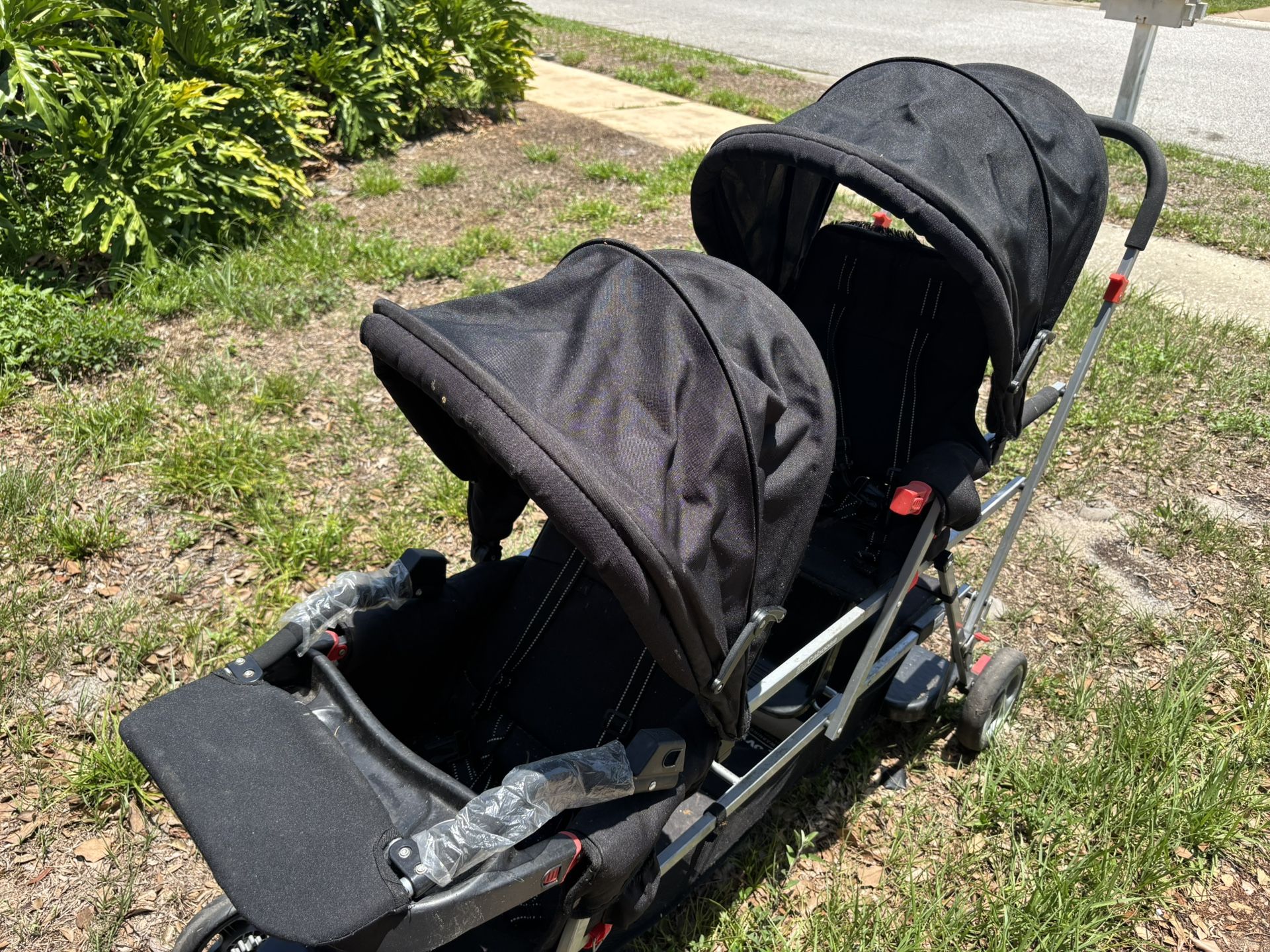3 seat stroller