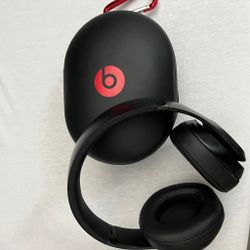 Beats By Dre - Studio 3