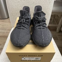 Yeezy static 