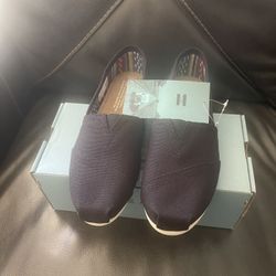 Black TOMS Shoes