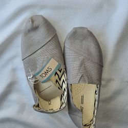 Toms