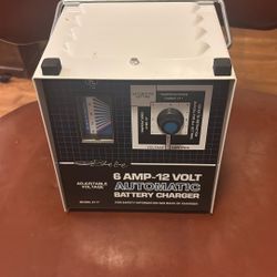 Vintage Silver Beauty,  Blue Line MODEL 8117- 6AMP 12 Volt Battery Charger