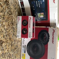 Stereo it’s Brand New Never Used Lmk OBO