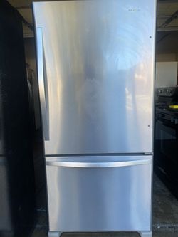 Refrigerator 33