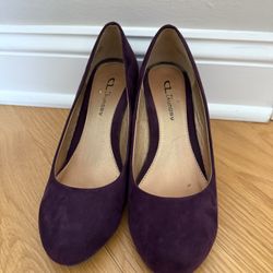 CL by Laundry Wedge Pumps Size 8.5 Plum