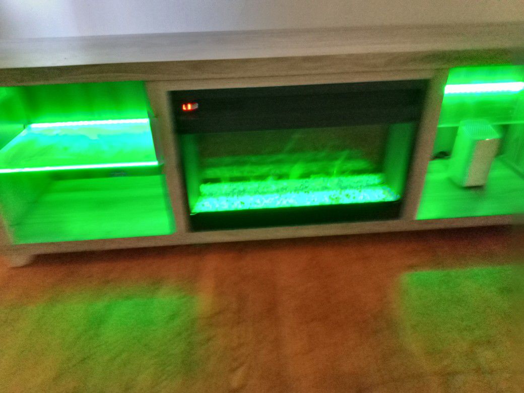 Electric Fireplace/Entertainment Stand 