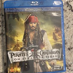 Pirates Of The Caribbean On Stranger Tides Blu-ray / DVD Combo 