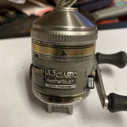 Fishing Reel. UL3 Classic Feather Touch Very Good Condition 