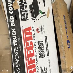 8' Truck Bed Cover (Toolbox)