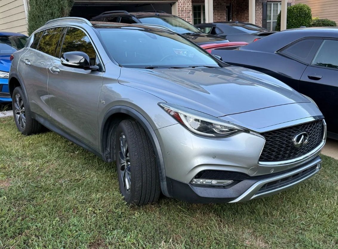 2017 Infiniti Qx30