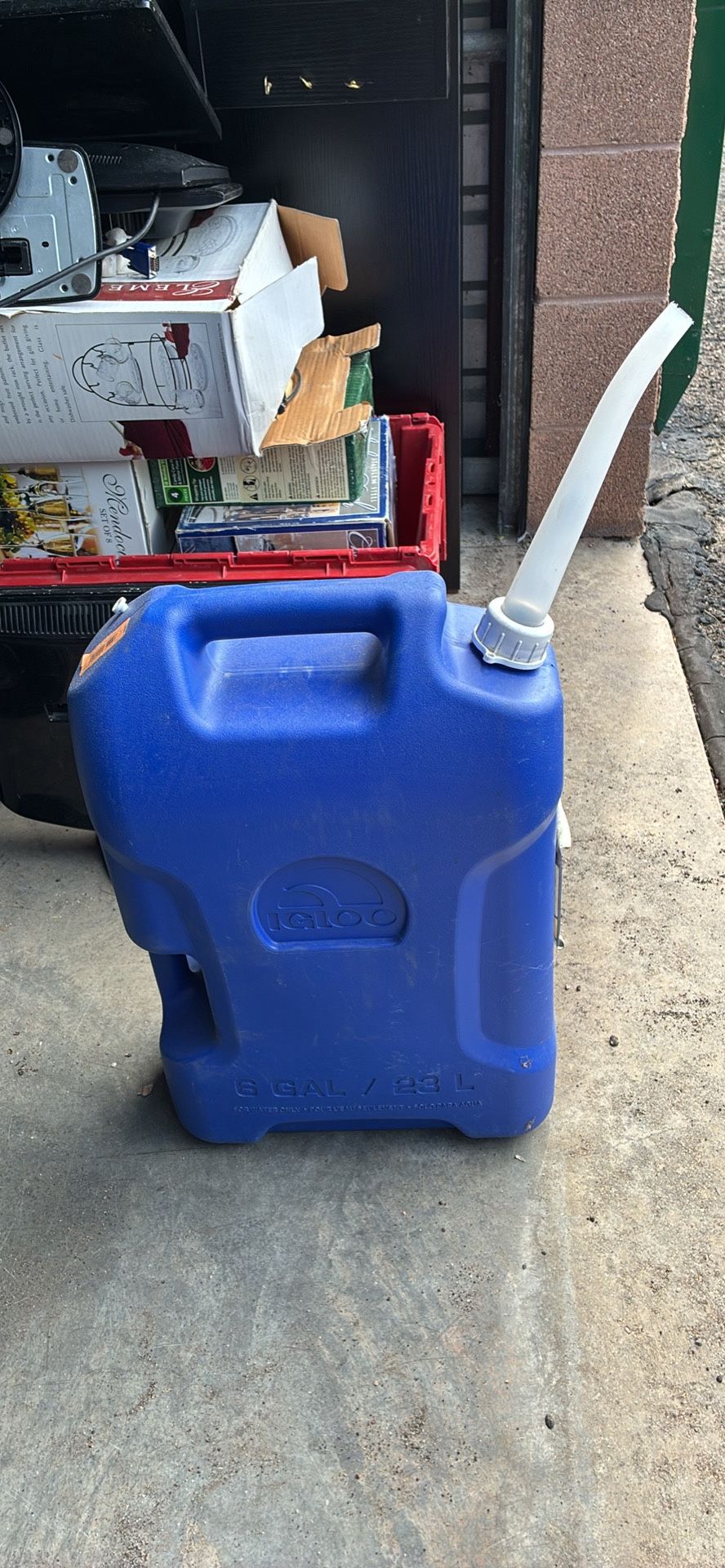 Water Container 6 Gallon
