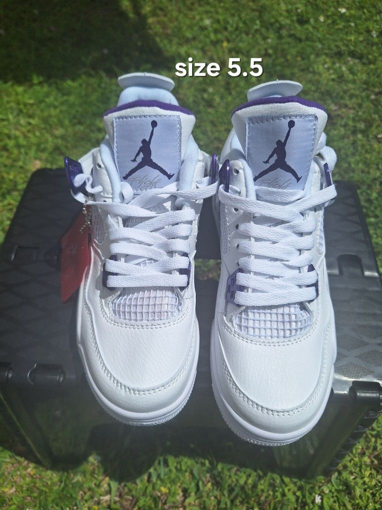 Jordan Retro 4