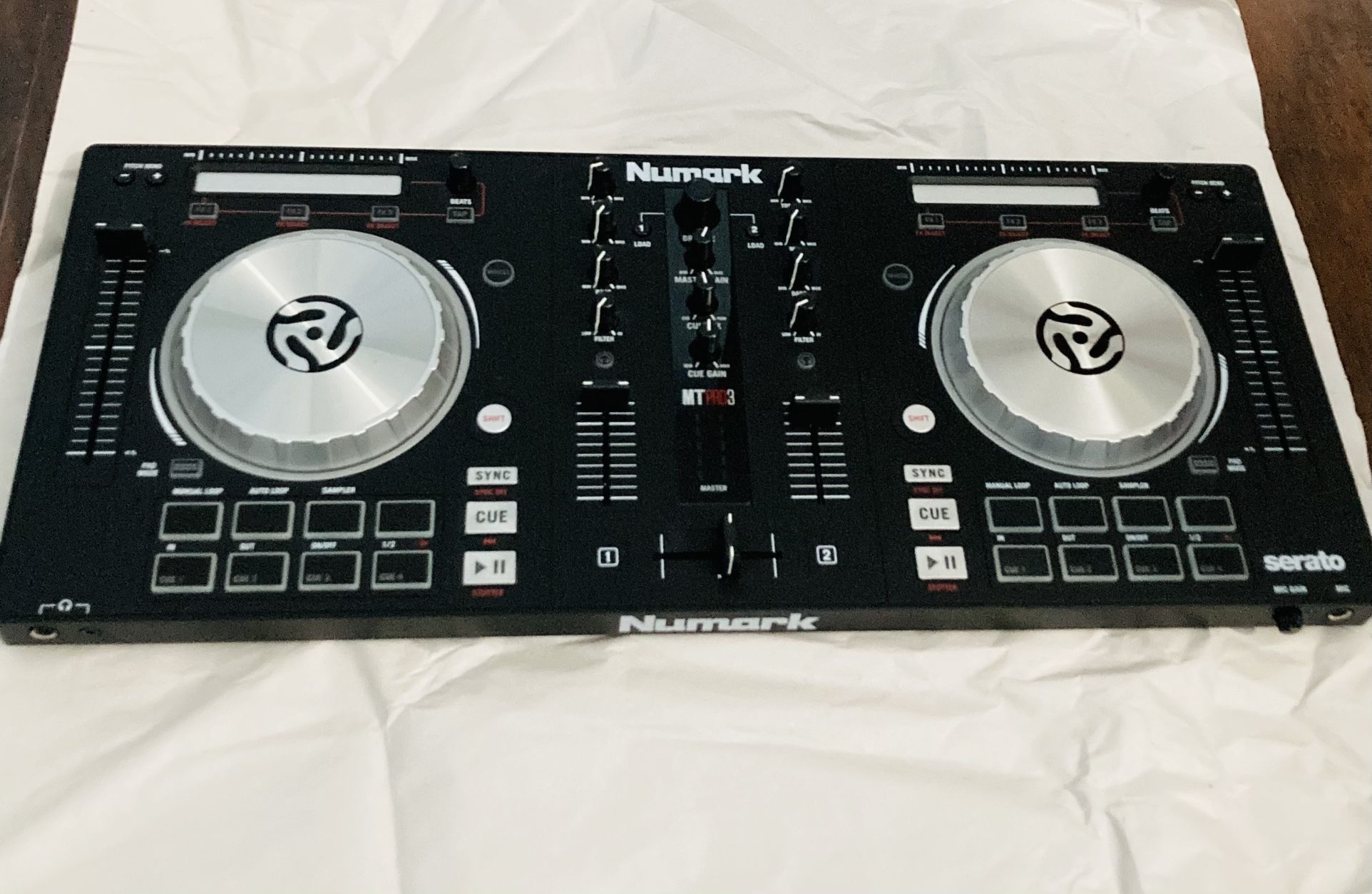 Numark mixtrack Pro All In One DJ Deck Controller
