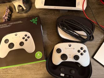 Razer Wolverine v3 pro