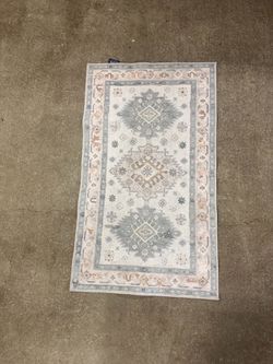 Geometric Medallion smaller Rug