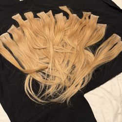 22” Tape In Extensions 