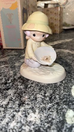 1995 Enesco Precious Moments "You're One In A Million To Me" Figurine