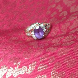 10k Gold Ring Amethyst And Diamond Accent 