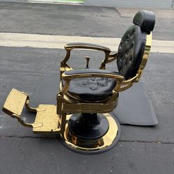 26” Wide Vintage Heavy Duty Barber Chair( Metal Frame)