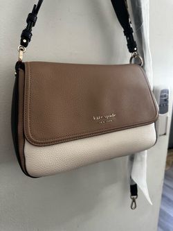 Crossbody purse