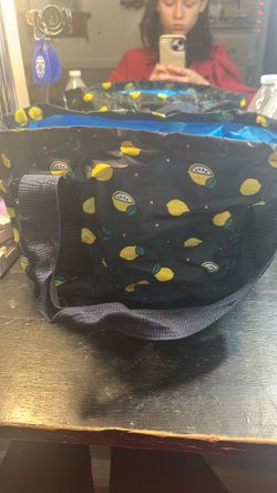 small lemon cooling bag.