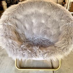 Cozy Faux Fur Lounge Chair – Gold Frame