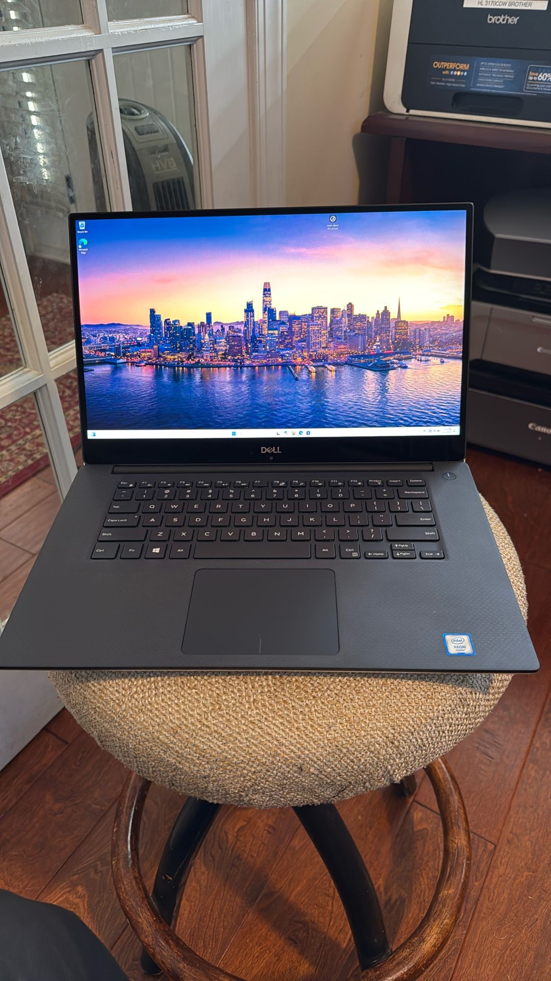 Dell Precision 5530 4k Touch Screen 8gb 256hard Drive Xeon