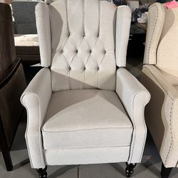 Wingedback Recliner