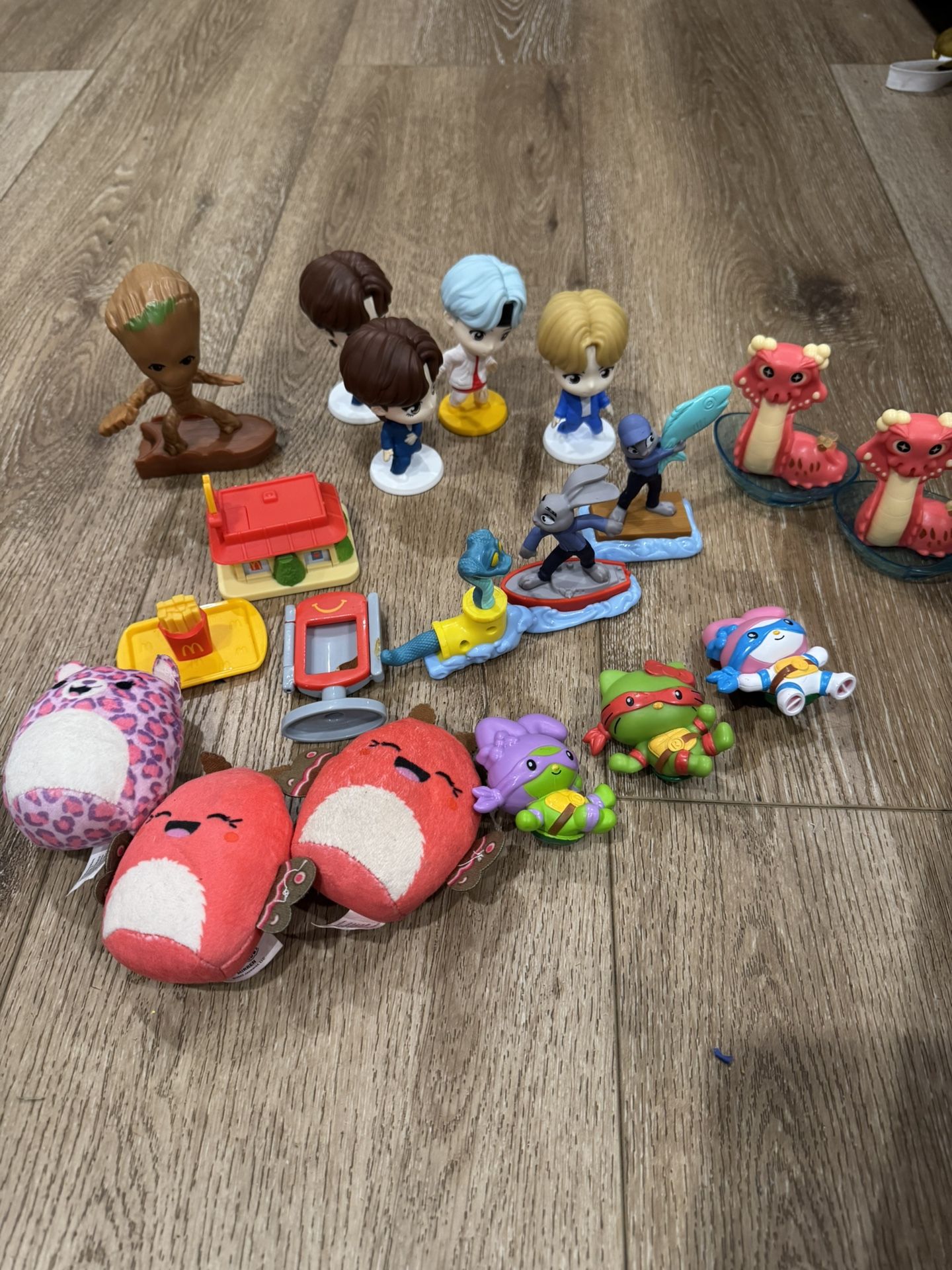 Random McDonald’s Toys