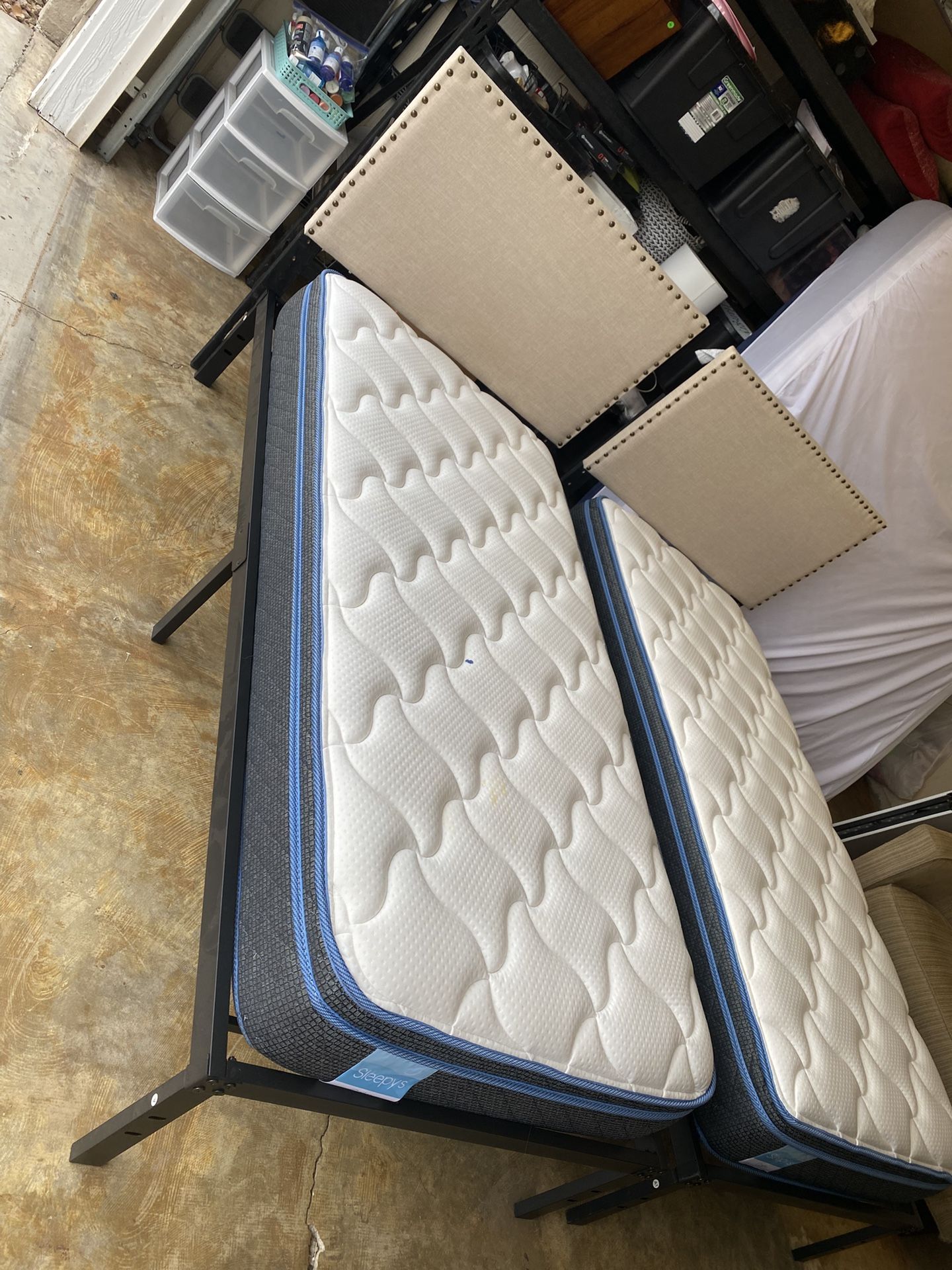 Twin Size Beds