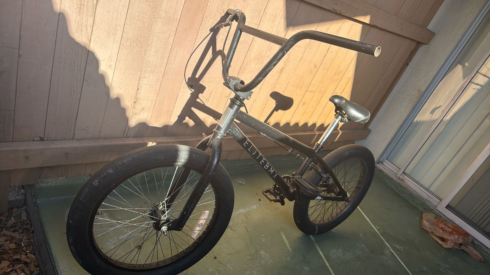 elite bmx bike