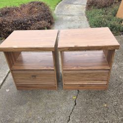 Set Of 2 Solid Wood End Table