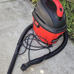 Wet/dry Vacuum